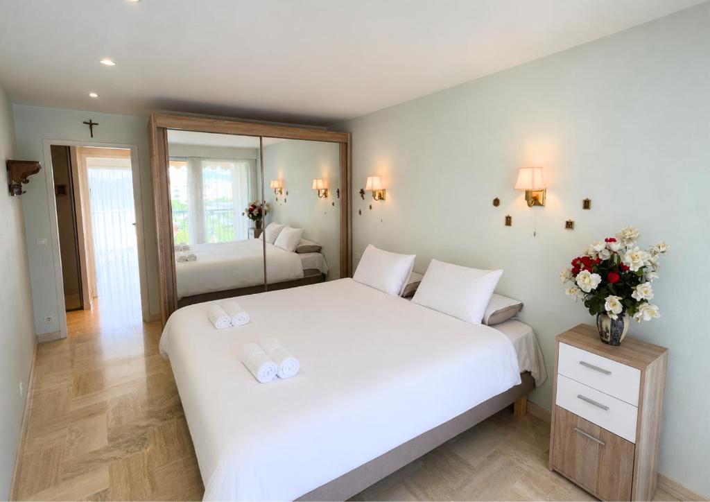 Cannes Marina Vue Exceptionnelle Port et Piscine - 3