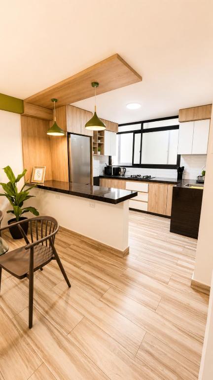 Grand Suite - 3BR - 2Bathroom - 6 Guests - 3rd Floor - 3