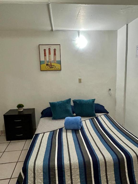 Estudio #1 a 10 min del malecon - 5