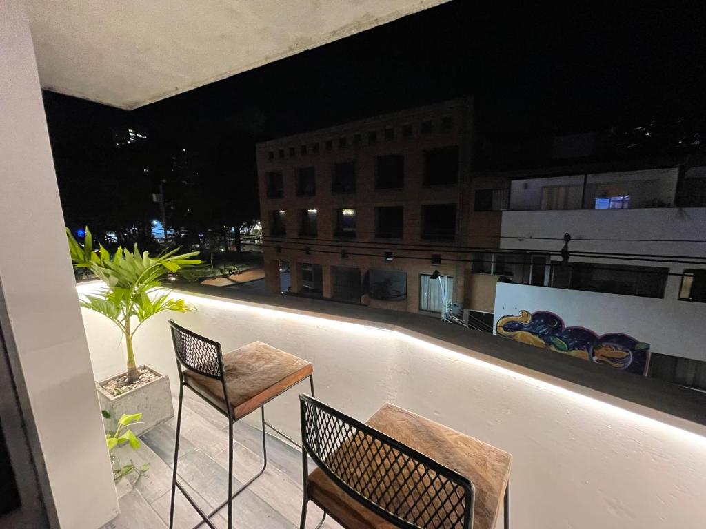 Modern Apartment in Astorga, Walk to Provenza - 2