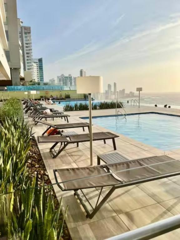 Luxury Ocean & Bay View Apartment at H2 Bocagrande - 1