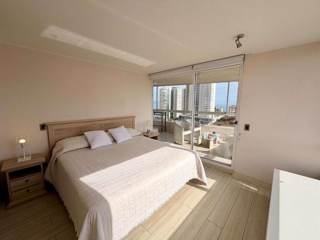 Impecable departamento en Las Golondrinas - 2