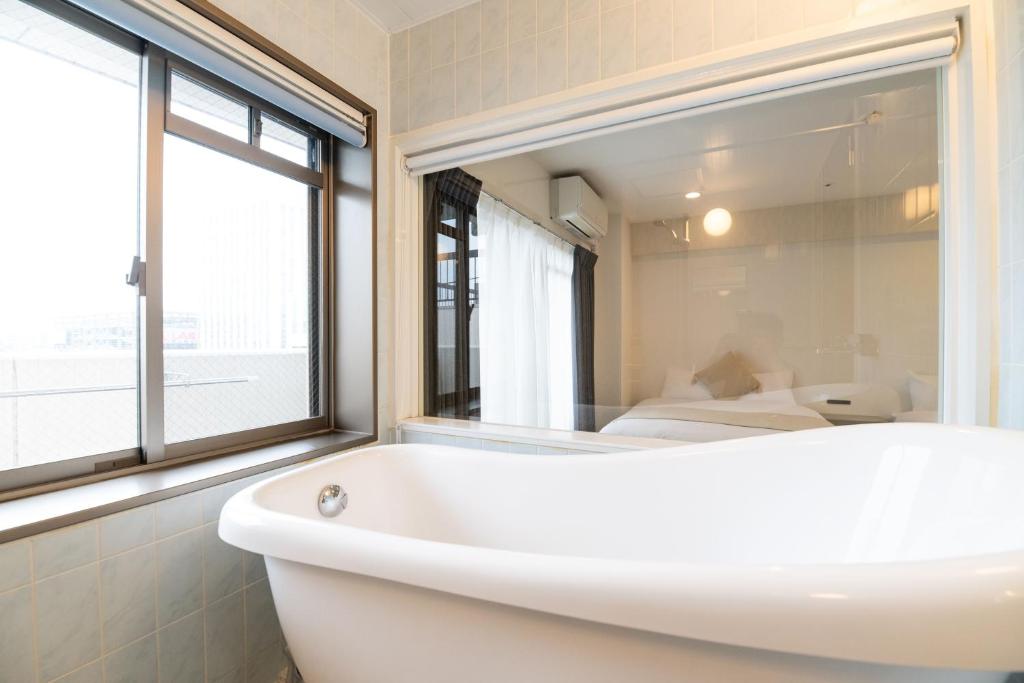 Ostay Namba South