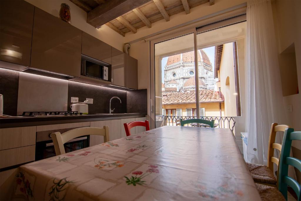 Vista Duomo, Terrazzino privato, 3 camere, 3 bagni - 4