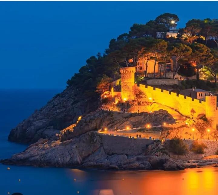 Tossa de Mar Sant Jordi - 4