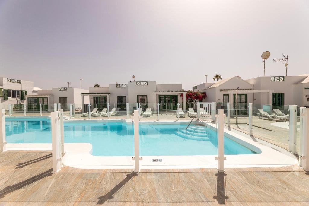Home2Book Sunny Dream Apt Puerto del Carmen, Pool - 1
