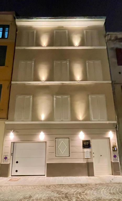 La Chartreuse Luxury Suites 4 - 5