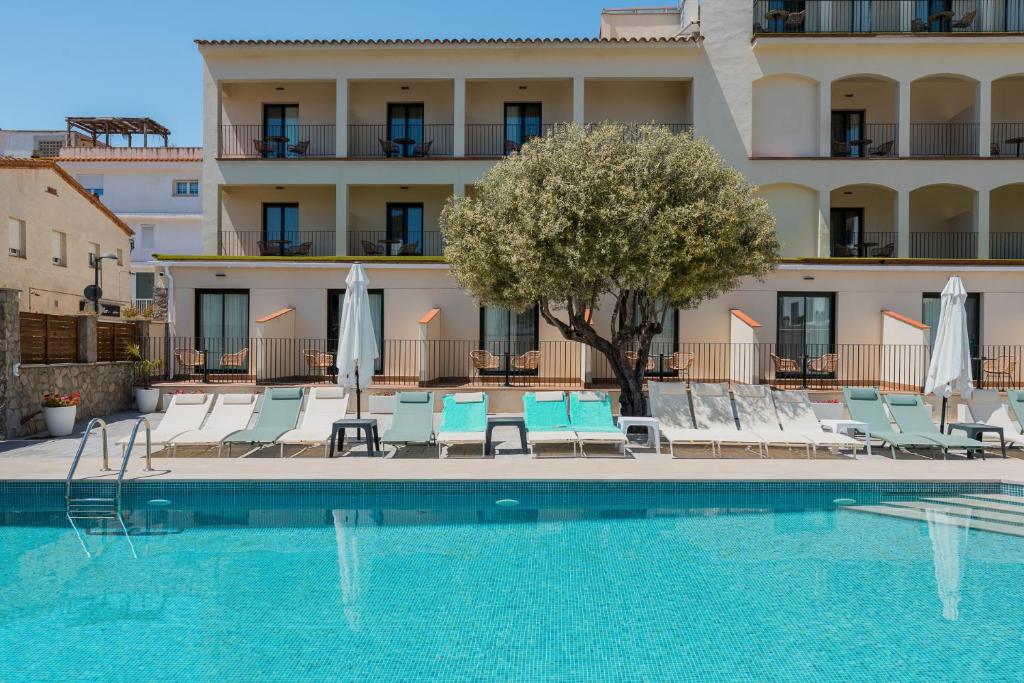 Hotel Coral Boutique by gaiarooms - 1