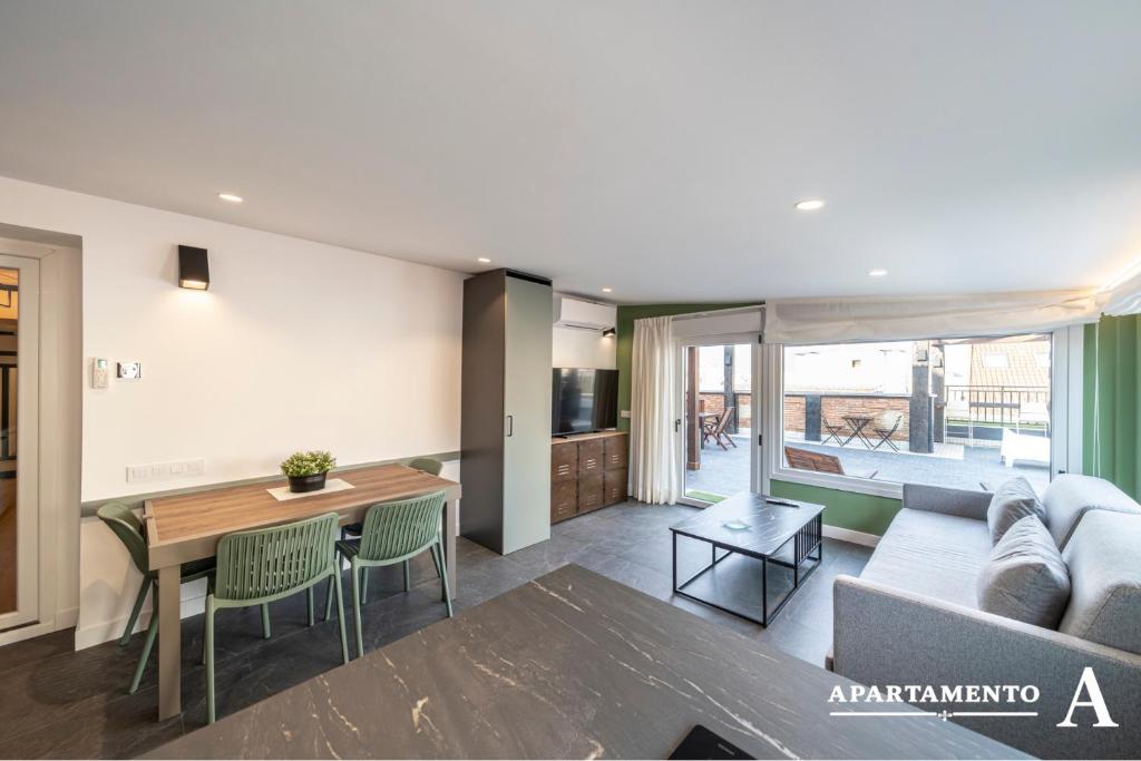 Ático Corazón de Madrid Apartamentos - 5