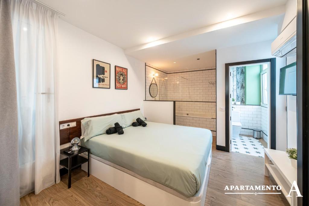 Ático Corazón de Madrid Apartamentos - 4