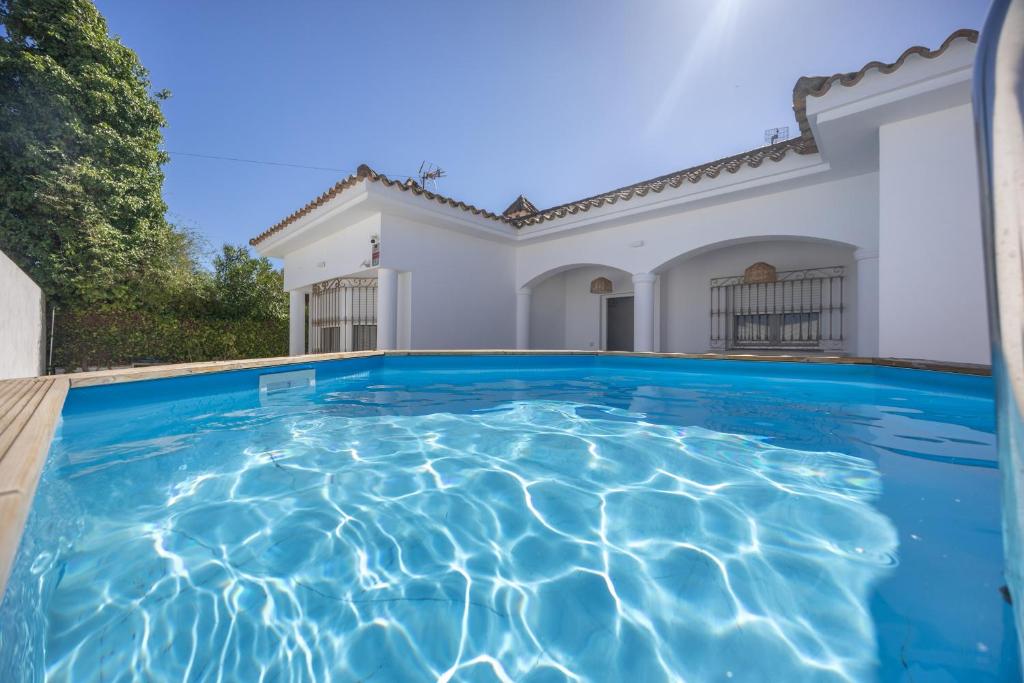 Chalet en La Playa de la Barrosa - 1