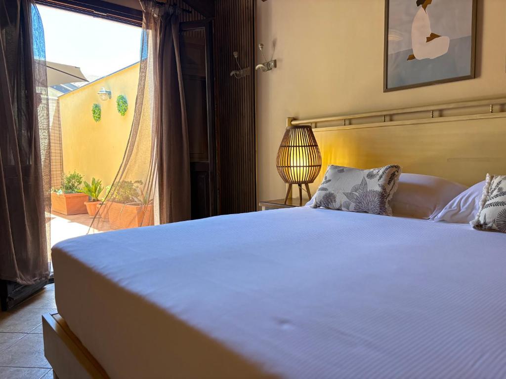 Sicily in Home-Almarina - 2