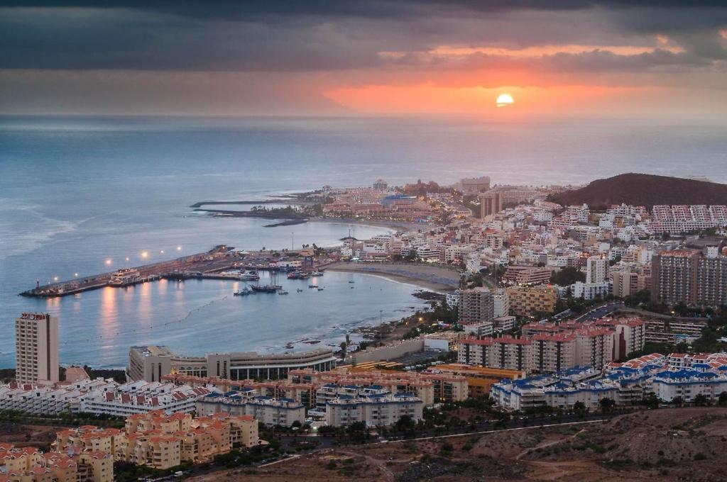NEW SUNSHINE OCEAN APARTMENT ACHACAY, Los Cristianos, Tenerife - 2