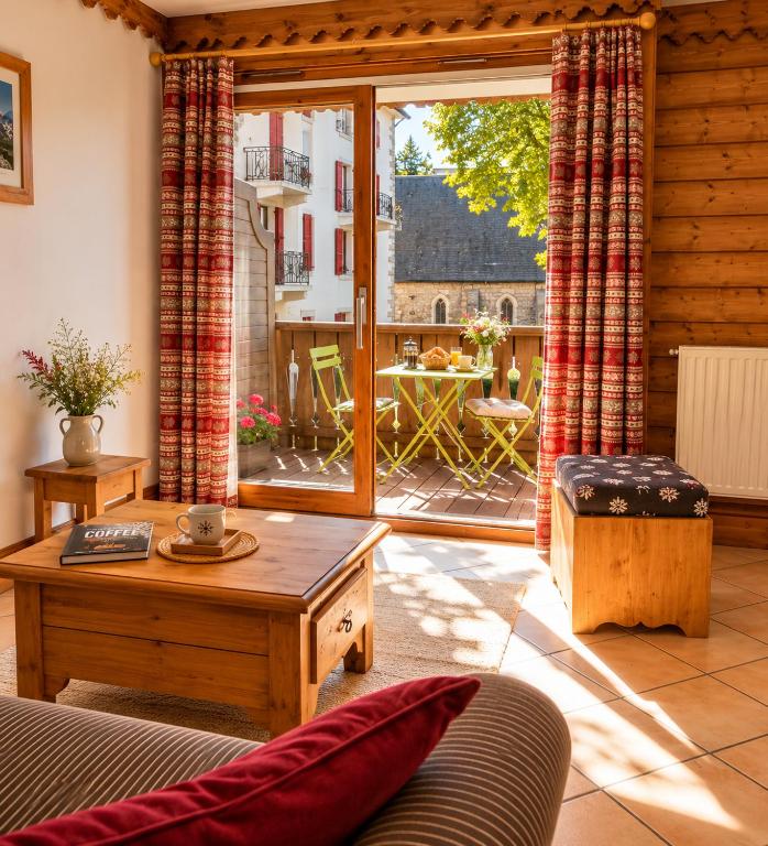 Au cœur de Chamonix – La Ginabelle, Calme avec Piscine, Sauna & Garage - 4