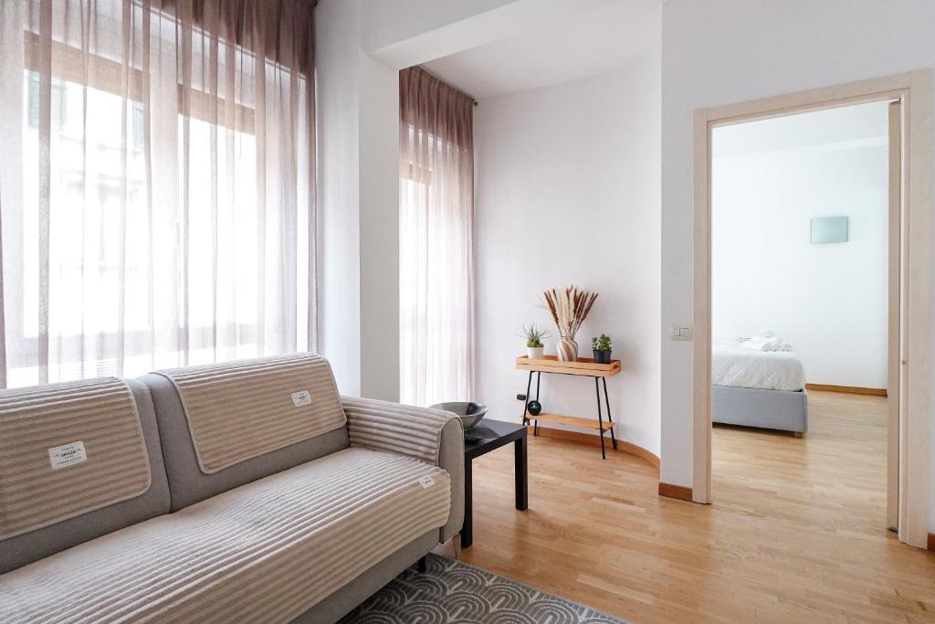 Domus Alba Lecco Center Apartment - Lake Como - 3
