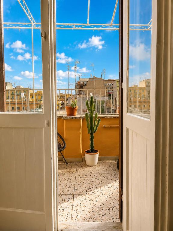 Casa Frida, bright penthouse with terrace - 4