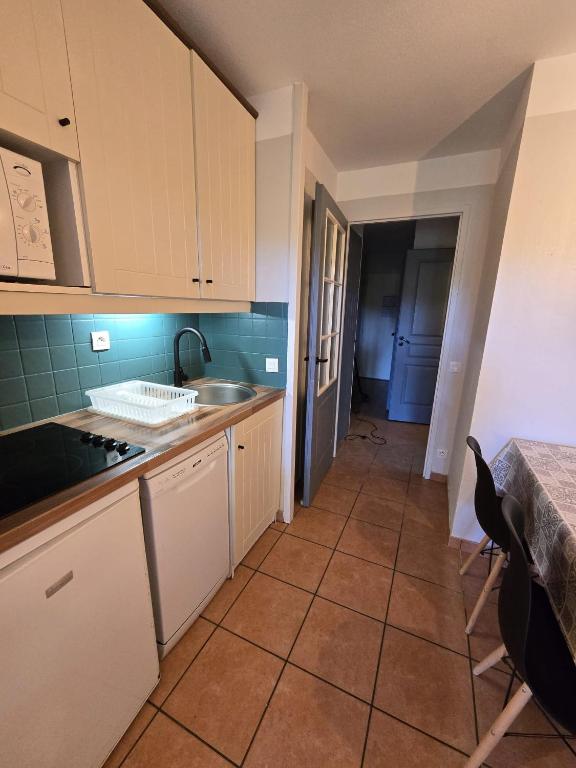 Appt T2 residence piscine - 4