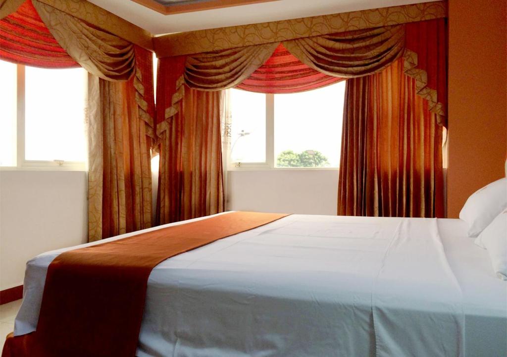 BRITNEY HOTEL Machala - 3