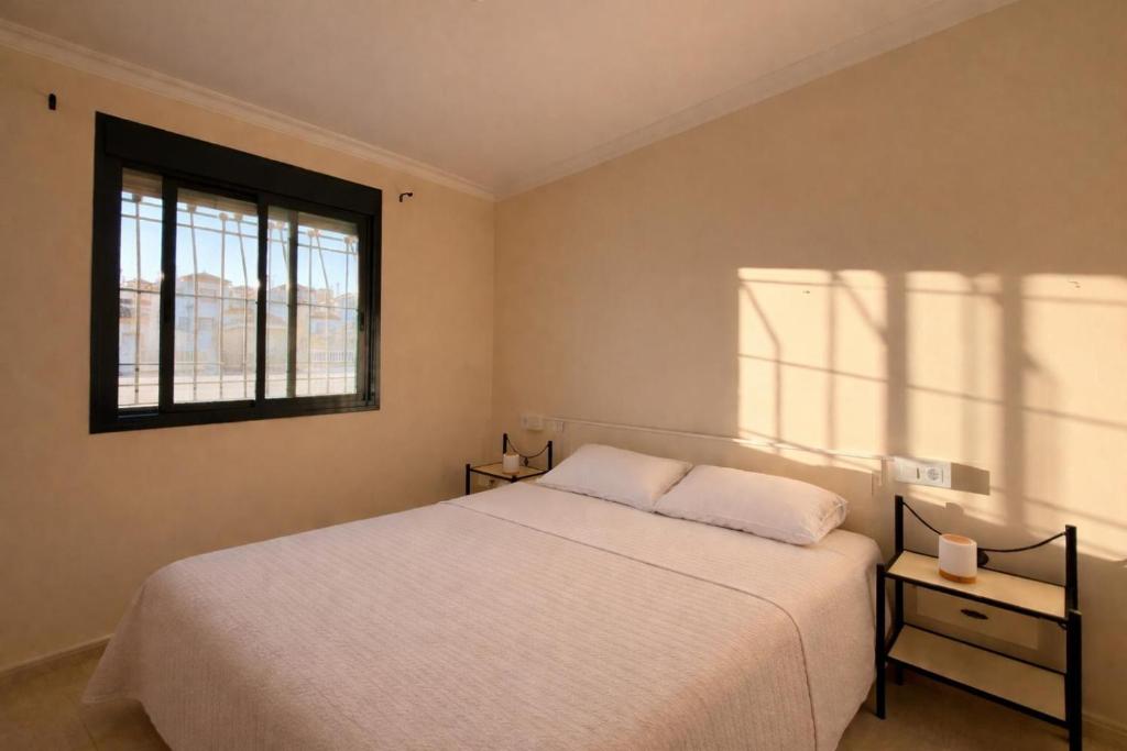Habitación Conde Montaña - Terraza y Baño Privado - 2