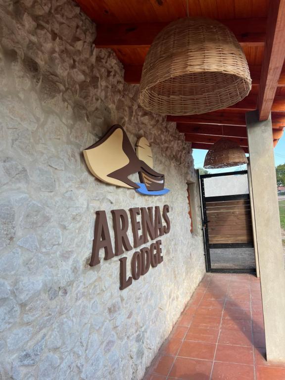 Arenas Lodge Hotel - 1