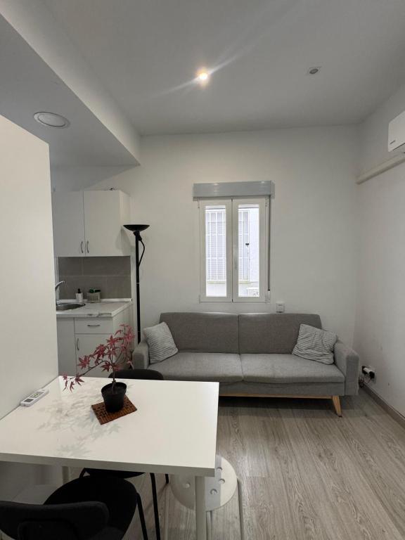 Best Located Renewed Apartment - 3