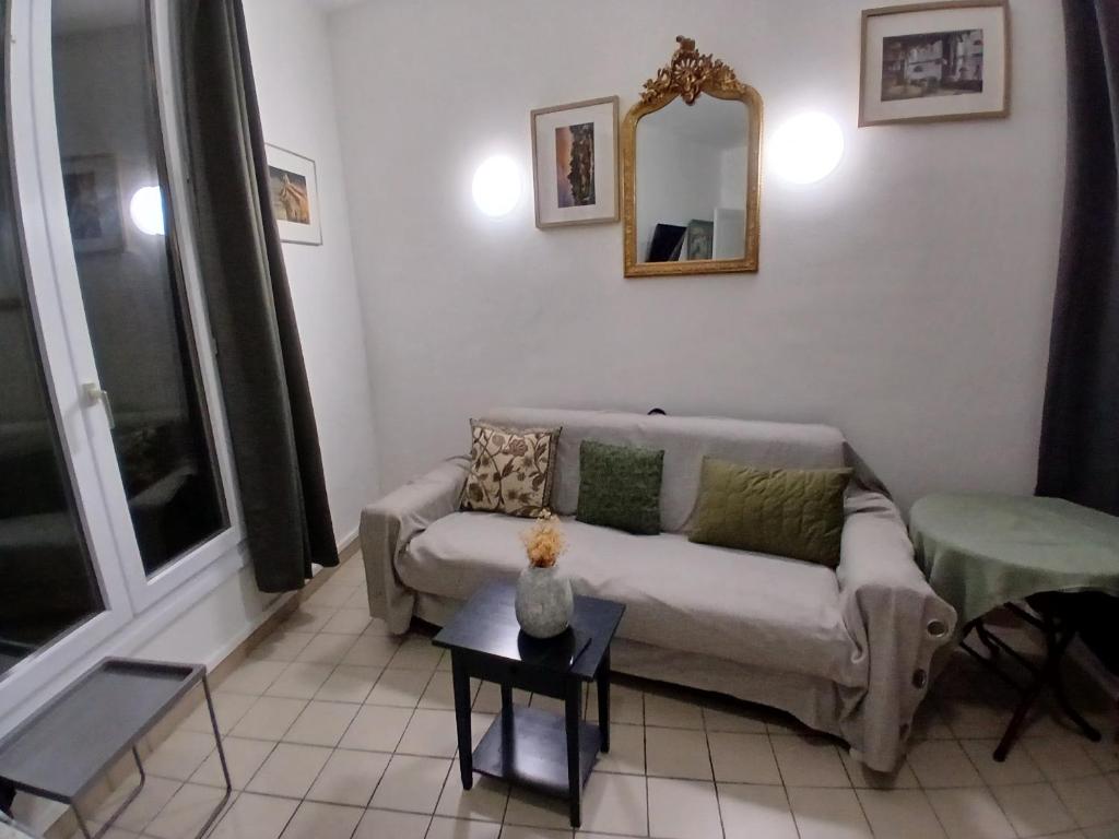Gorgeous appartement,gare Montparnasse 1 minute,5 minute Eiffel tour and Louvre meusm ,amusing place - 2
