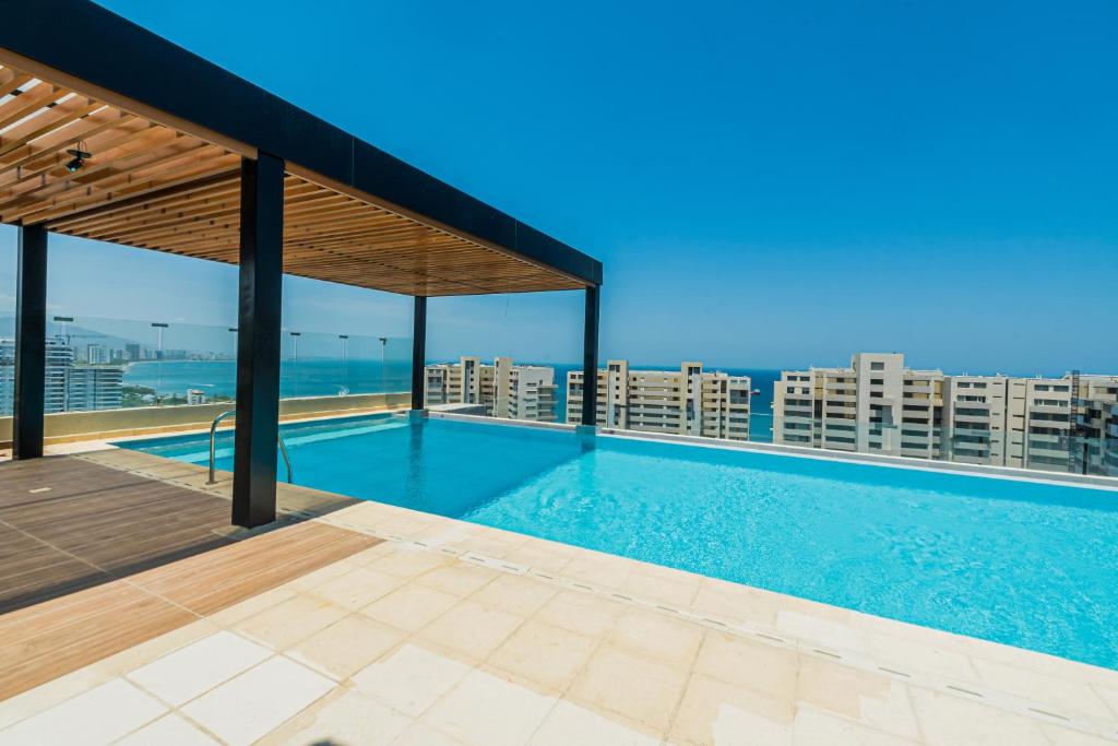 NEW!! Family-Friendly Modern 2BR/2BA • Steps to Beach - 1