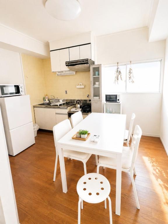 IZUMI APARTMENT Shinsaibashi Horie