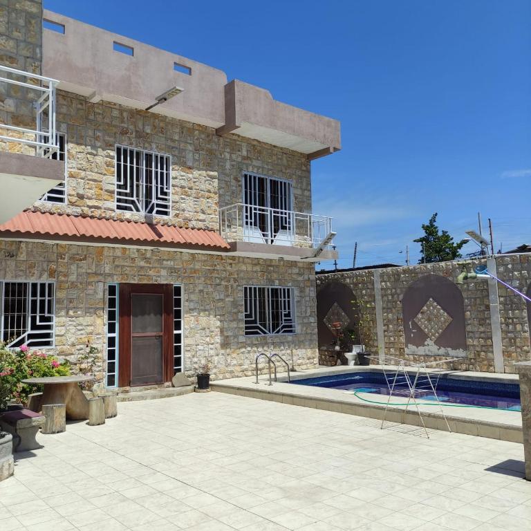 Casa Amplia con Piscina Privada cerca del Malecón - 5
