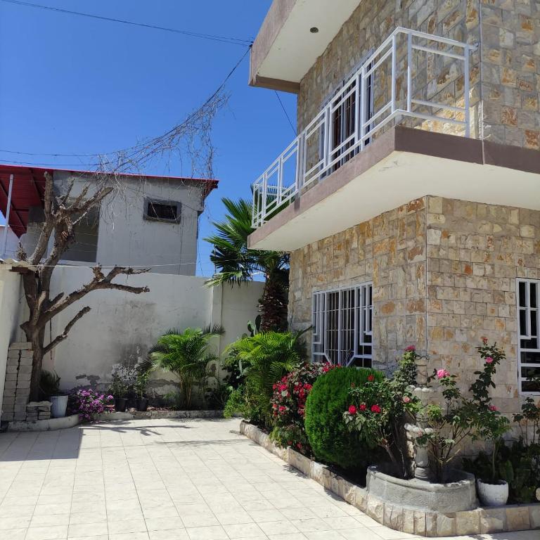 Casa Amplia con Piscina Privada cerca del Malecón - 4