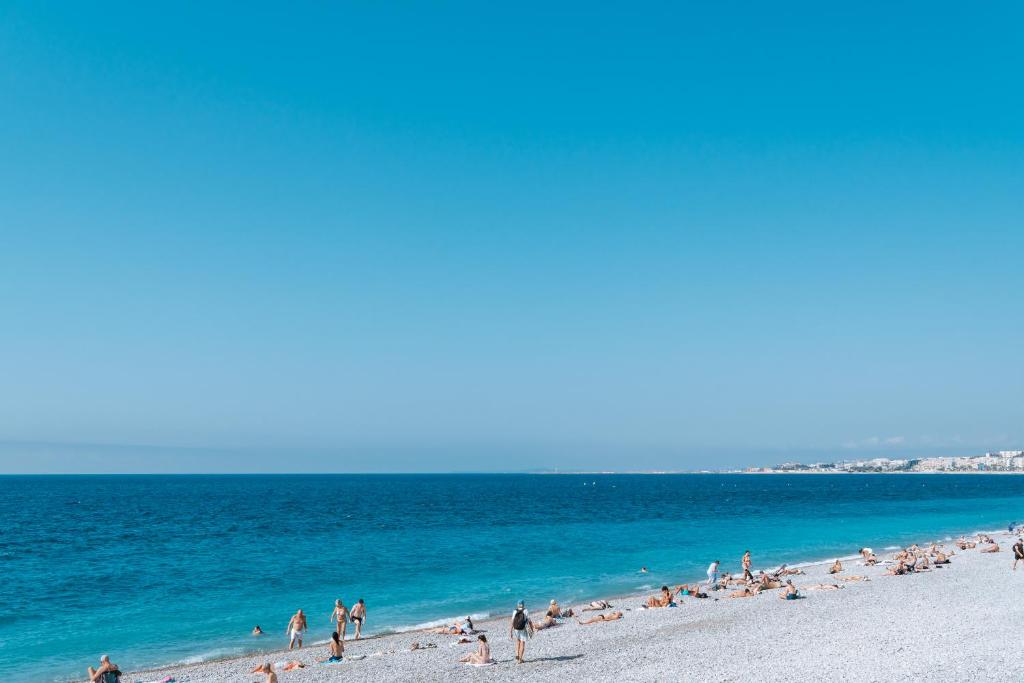 1 Min Walk to Beach Luxury Boutique Studio - 3
