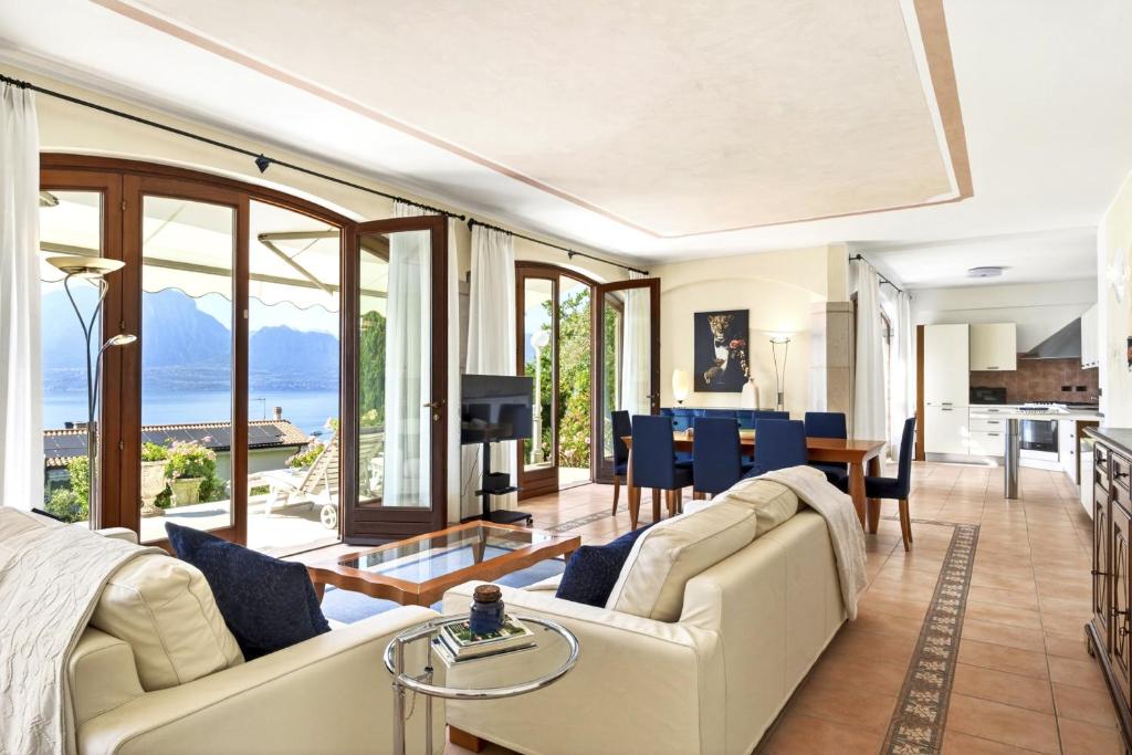 Apartment in Villa Vera Torri del Benaco - 2