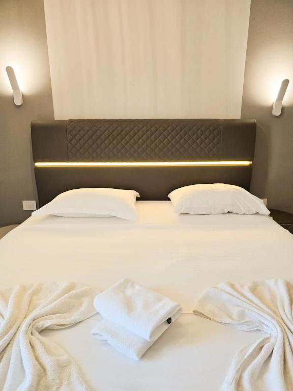 Lungomare Residences - 3