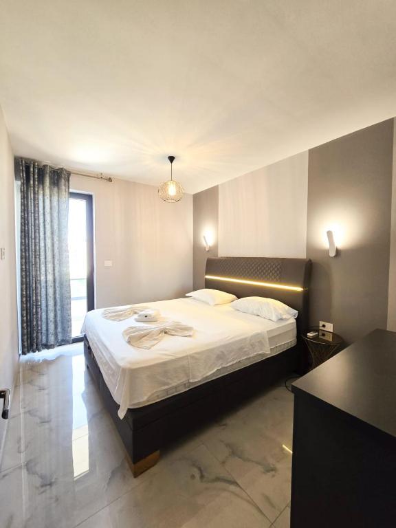 Lungomare Residences - 4