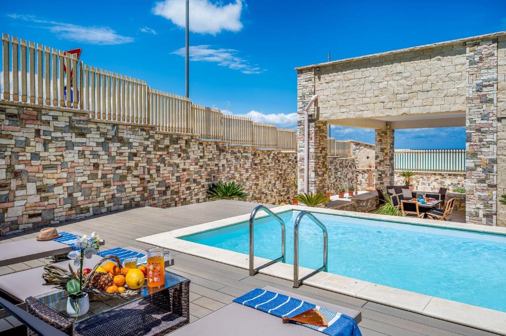 Villa La Battigia con piscina privata, fronte mare - 5