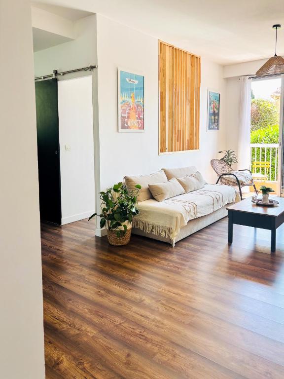 T2 with parking, Air-conditioned, 10 min from the beaches of Cannes - 4
