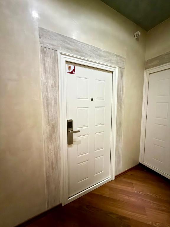 Diaz 10 Suite - 2