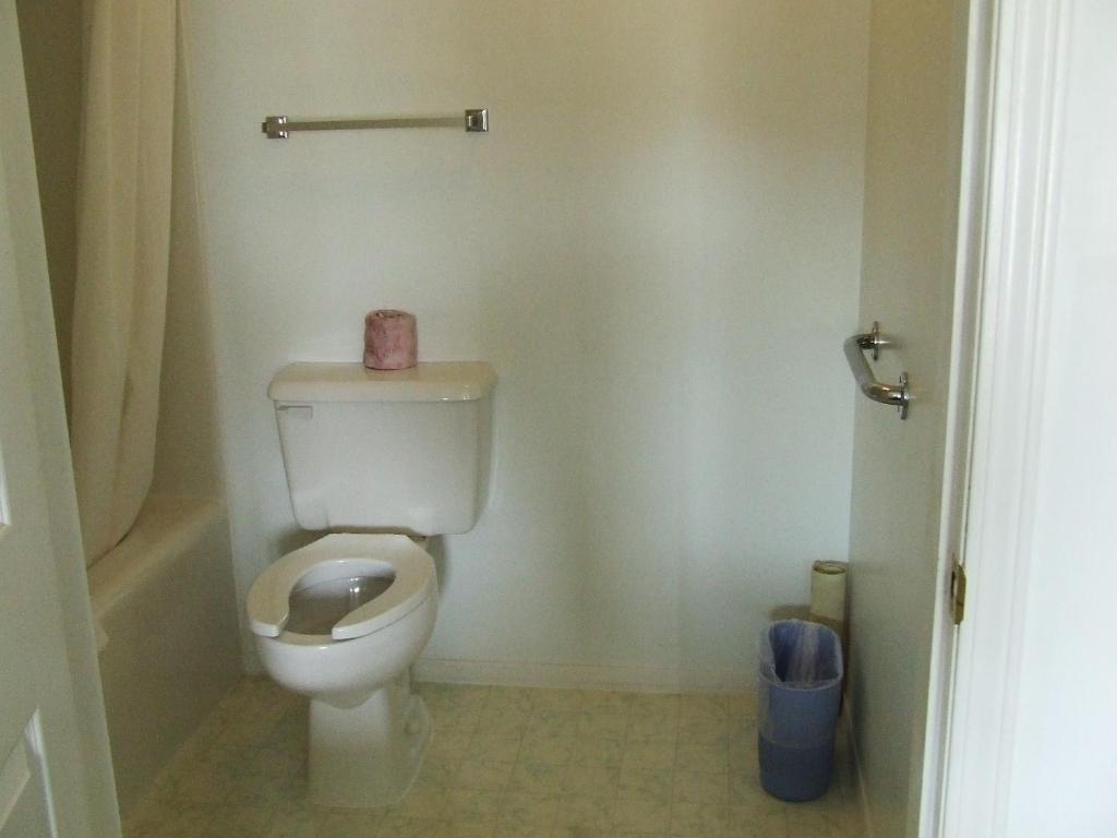 Ponderosa Motor Inn photo
