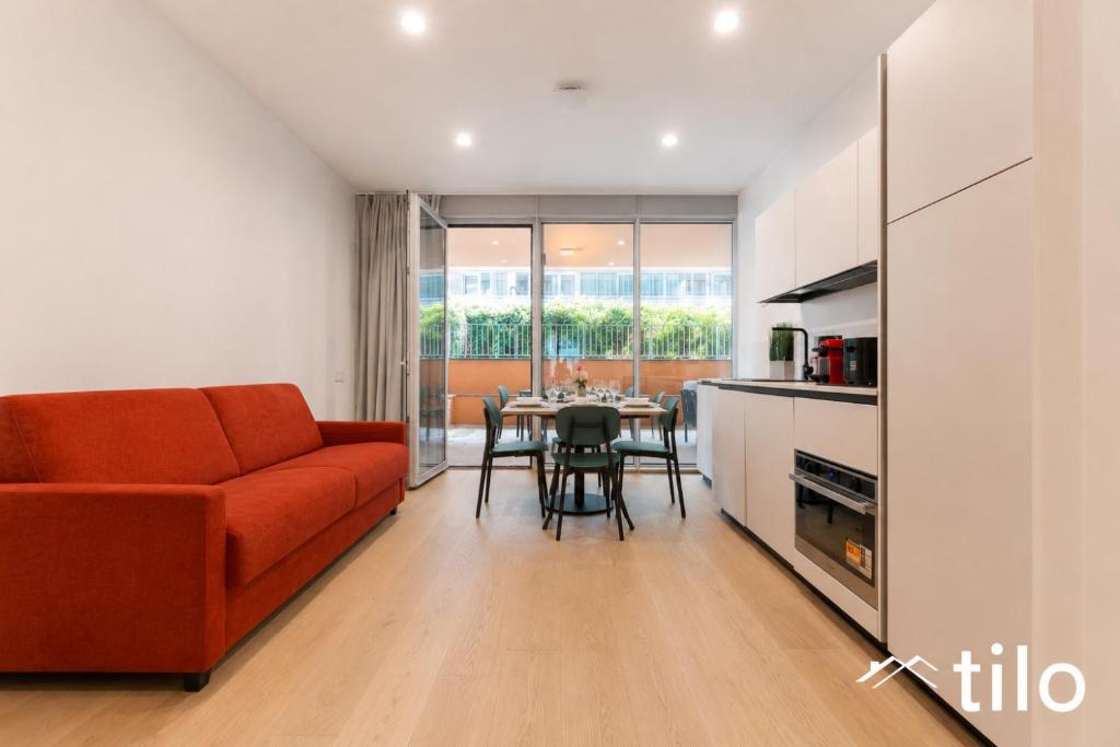 Waterfront Lux •1BR • A/C • Gym• Parking • By Tilo - 2