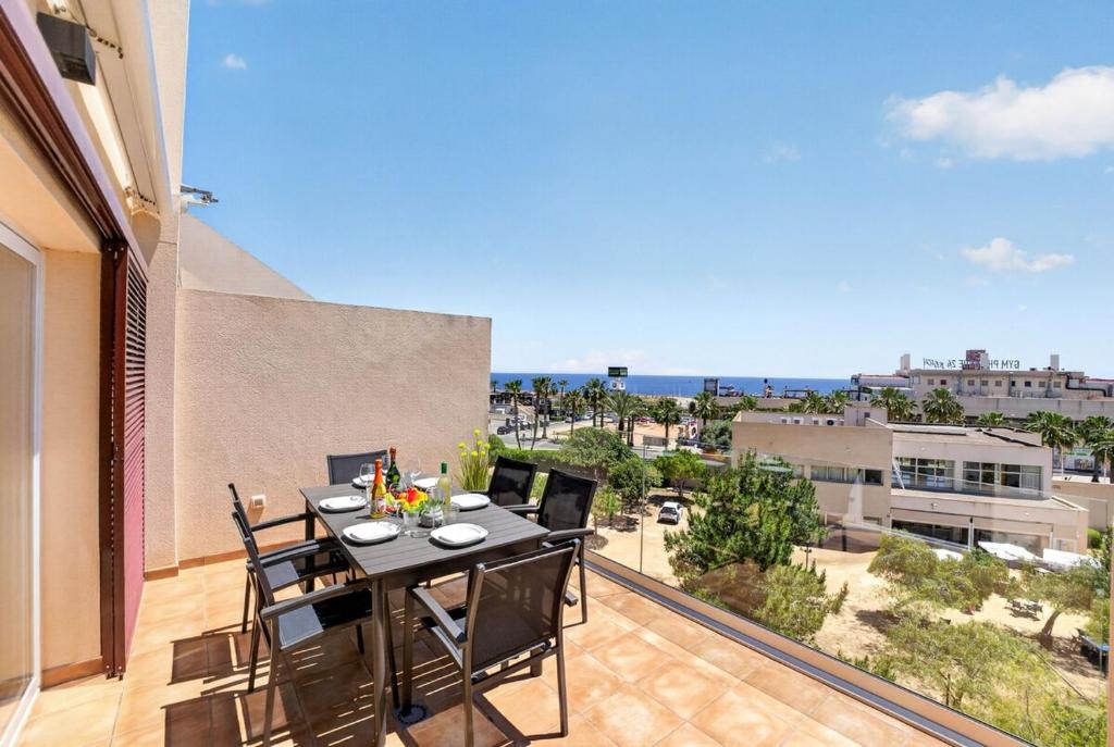 Flamenca Beach apartment with sea views 3BR 2BA - 1