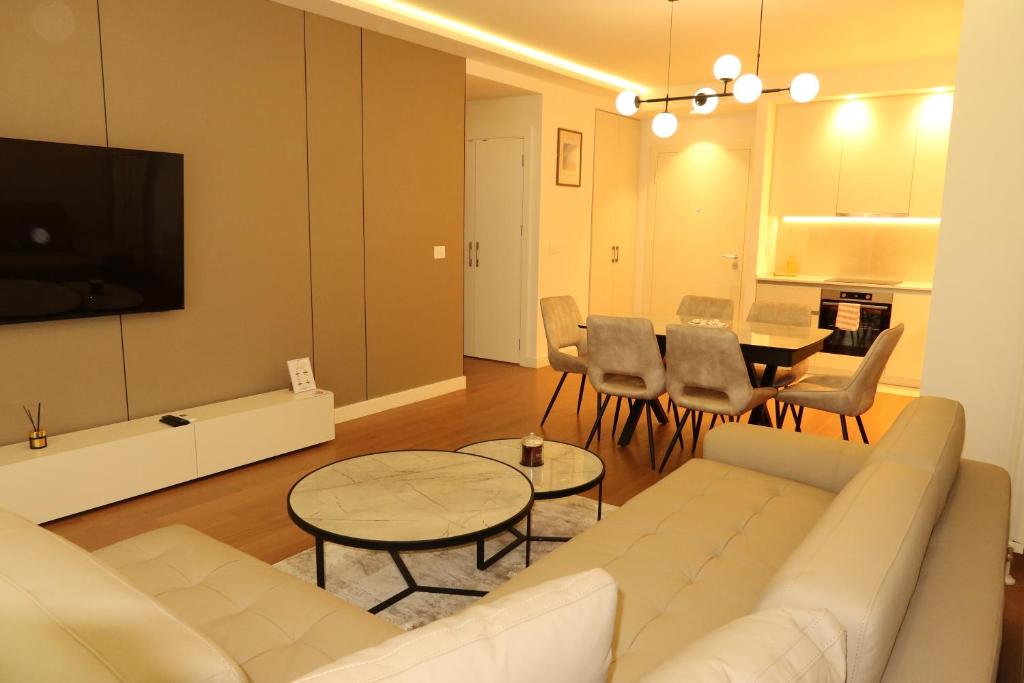 Parkside Residence - 1