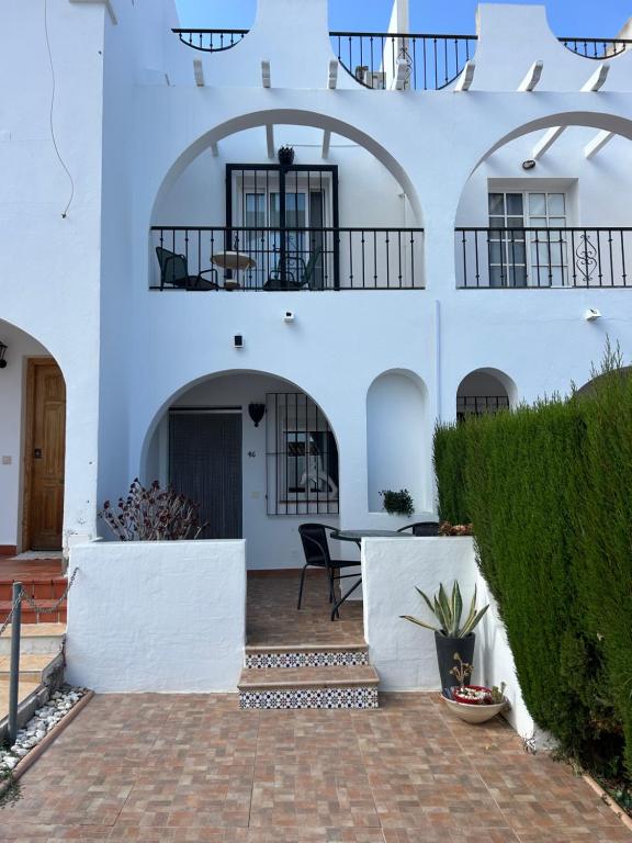 Sunny Breeze Apartment 2 - 3