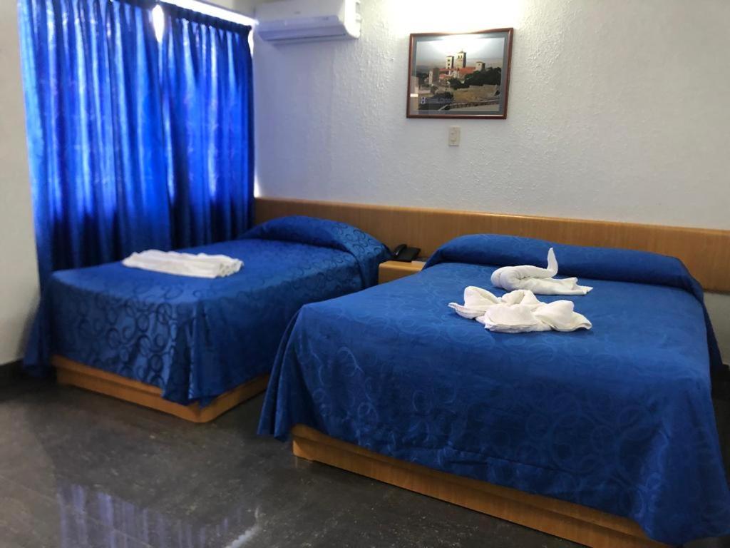 Oviedo Hotel R - 3