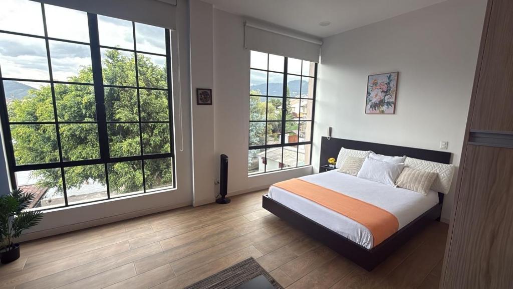Mumbai SkyLine Luxury Suite - 1