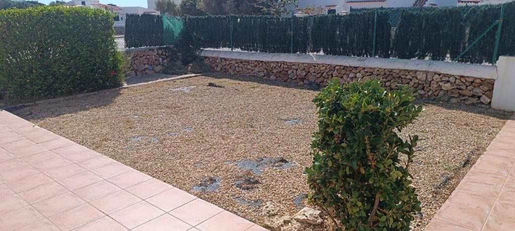 Gran casa con Bonito Jardin - 2