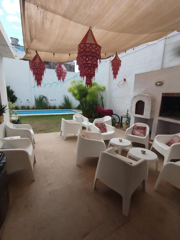 Güemes Hostel Cordoba - 2