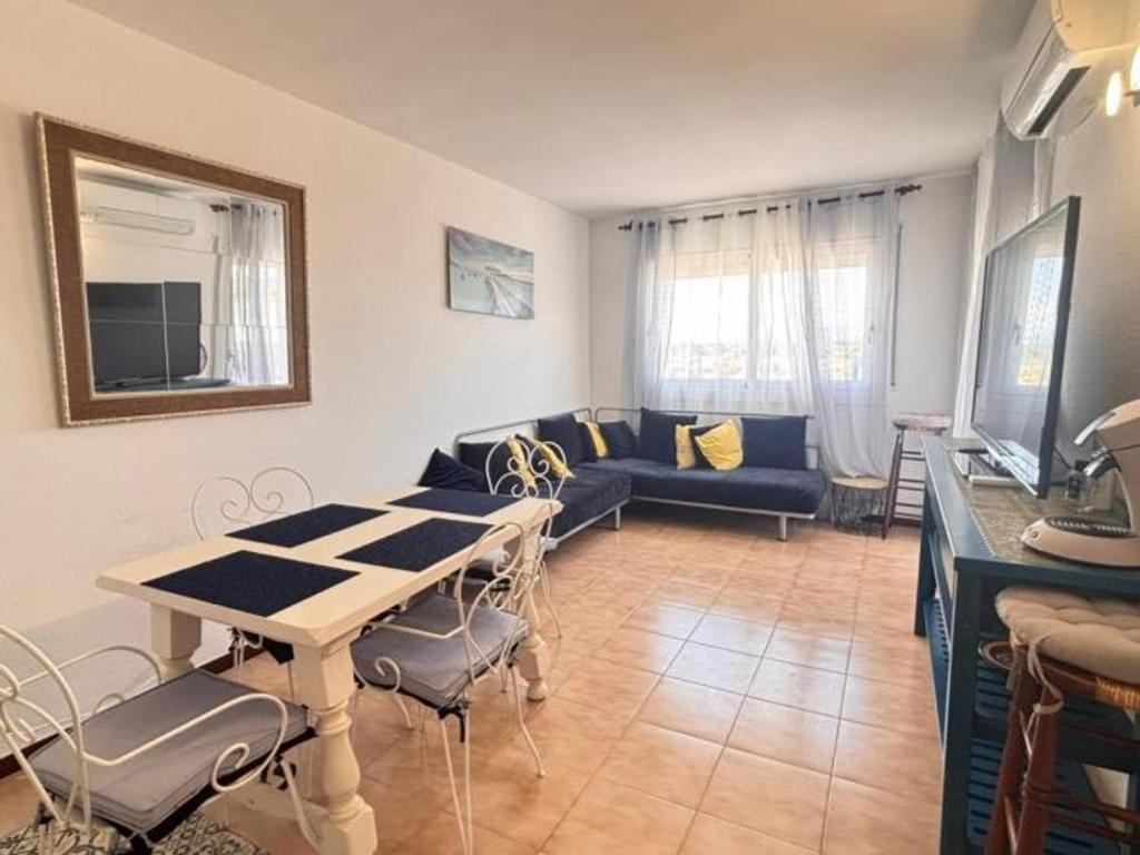 Apartamento con Piscina y Terraza Soleada en Santa Margarita, Roses - HISP-312-96 - 5