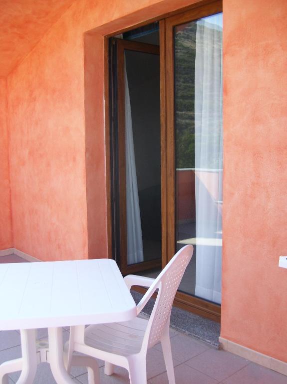 Resort Isola Rossa photo