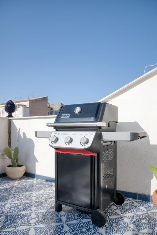 Zisa Top Romantic Terrace & Private outdoor Jacuzzi - 2