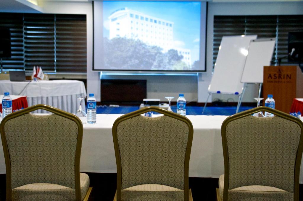 قاعة للمآدب